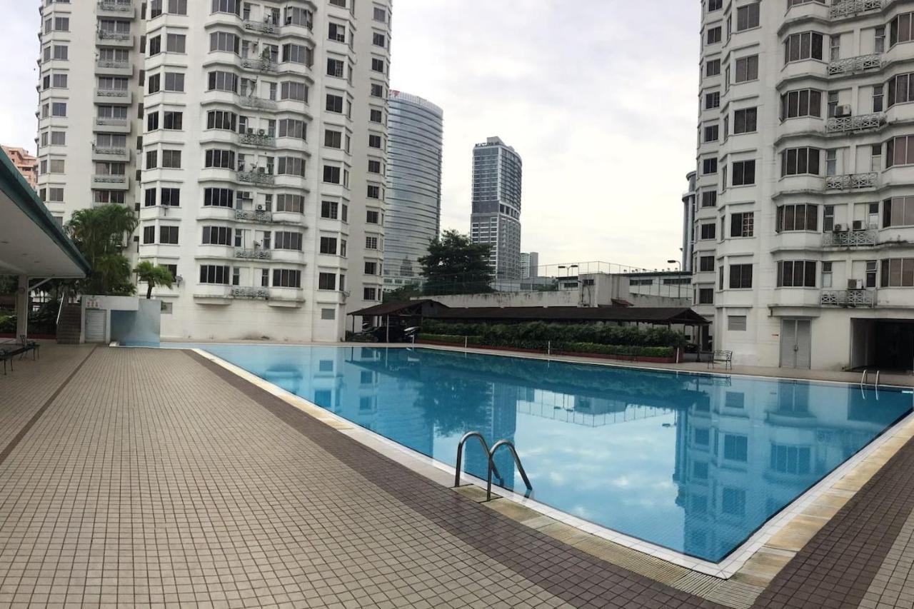 Cozy Kelana Jaya Semi-D Apt Near Mall, College & Hospital Петалинг Джая Екстериор снимка